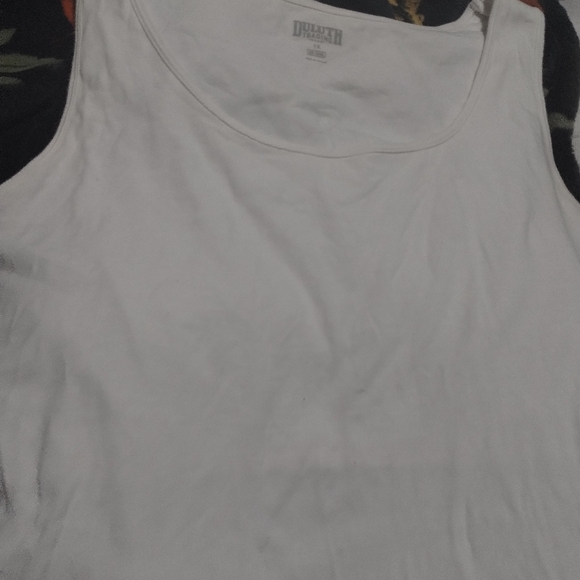 No yank tank with shelf bra fits like 2x 3x! See photos - Picture 2 of 3